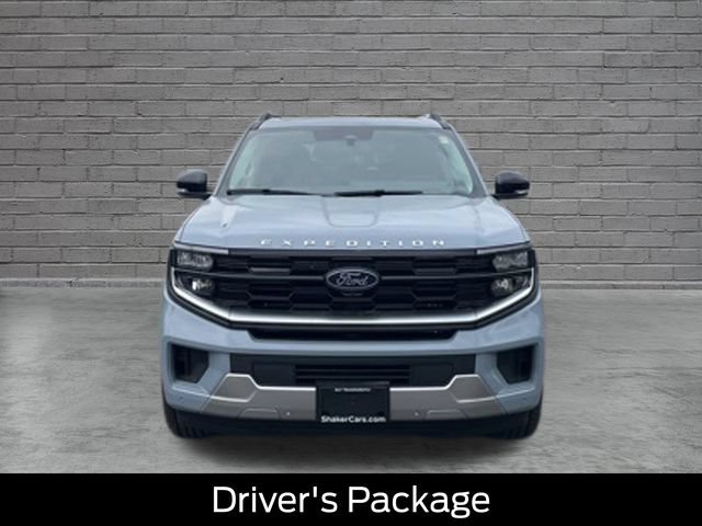 New 2026 Ford Expedition Platinum w/ Driver's Package AWD/4WD image 2