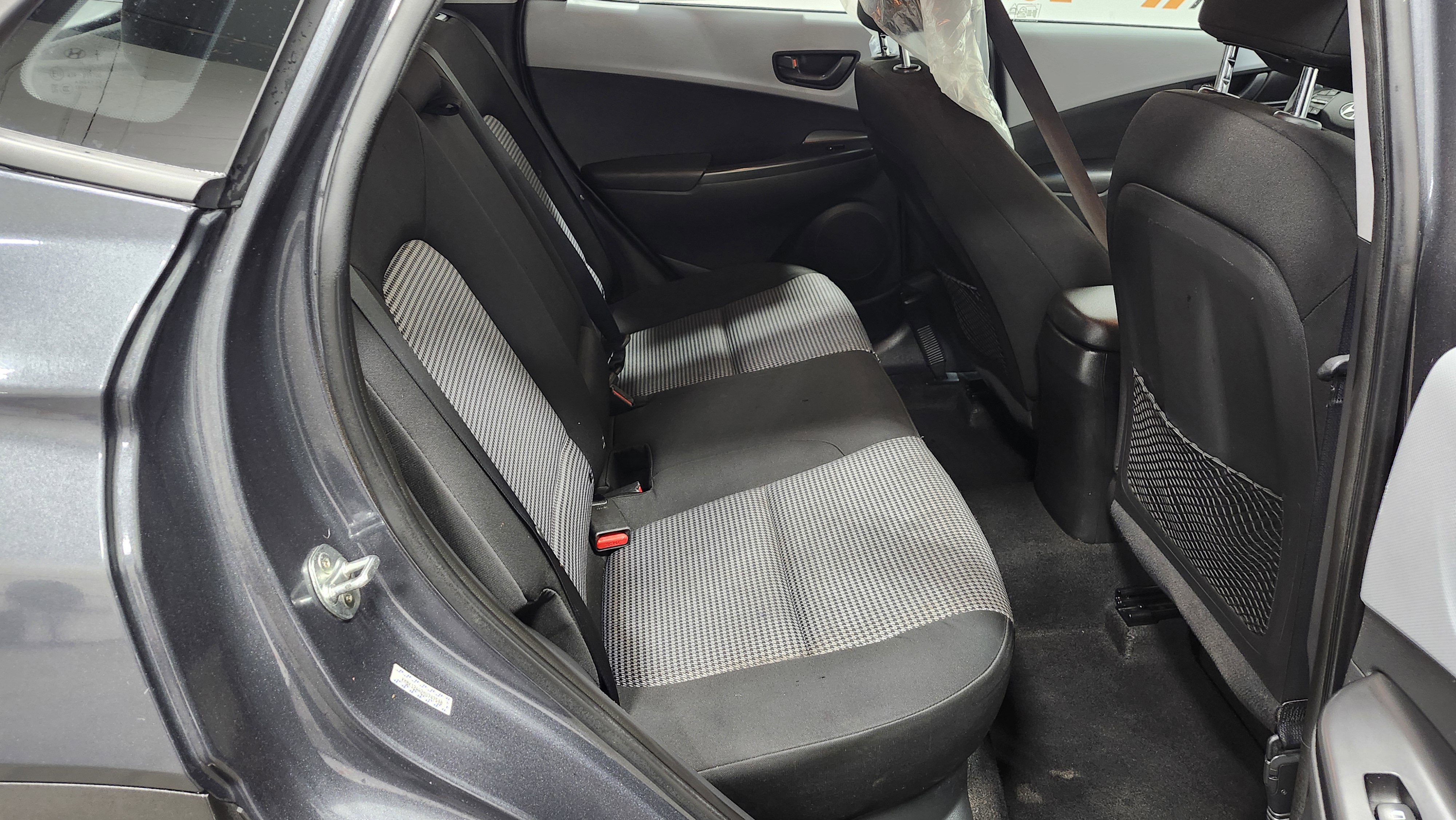 Used 2021 Hyundai Kona SE image 17