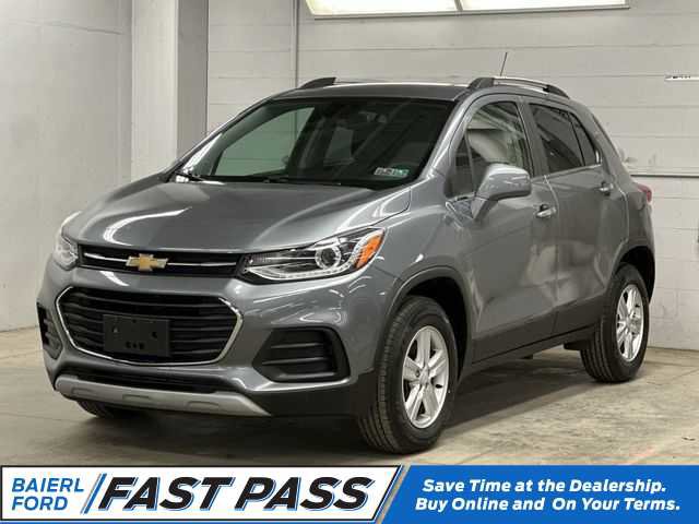 Used 2019 Chevrolet Trax LT w/ LT Convenience Package image 1