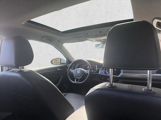 Used 2019 Volkswagen Jetta SEL image 17