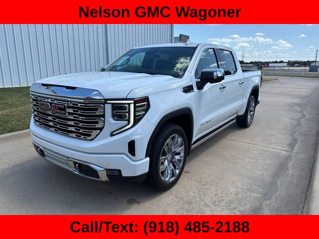 Used 2023 GMC Sierra 1500 Denali w/ Denali Reserve Package AWD/4WD image 1