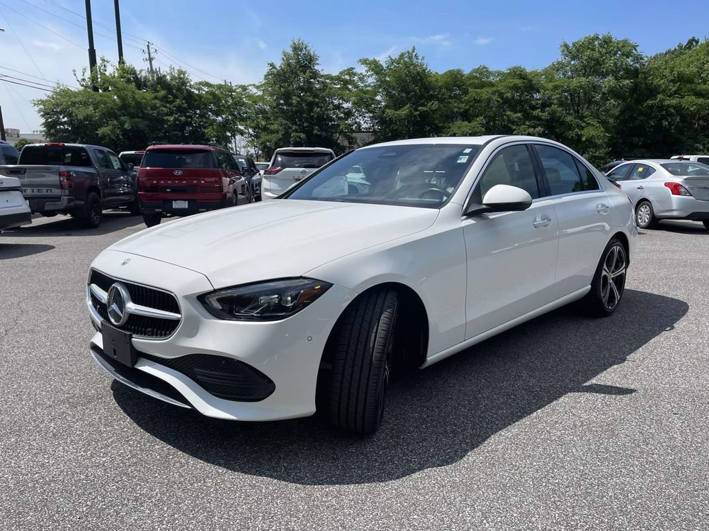 Used 2025 Mercedes-Benz C 300 Sedan image 7