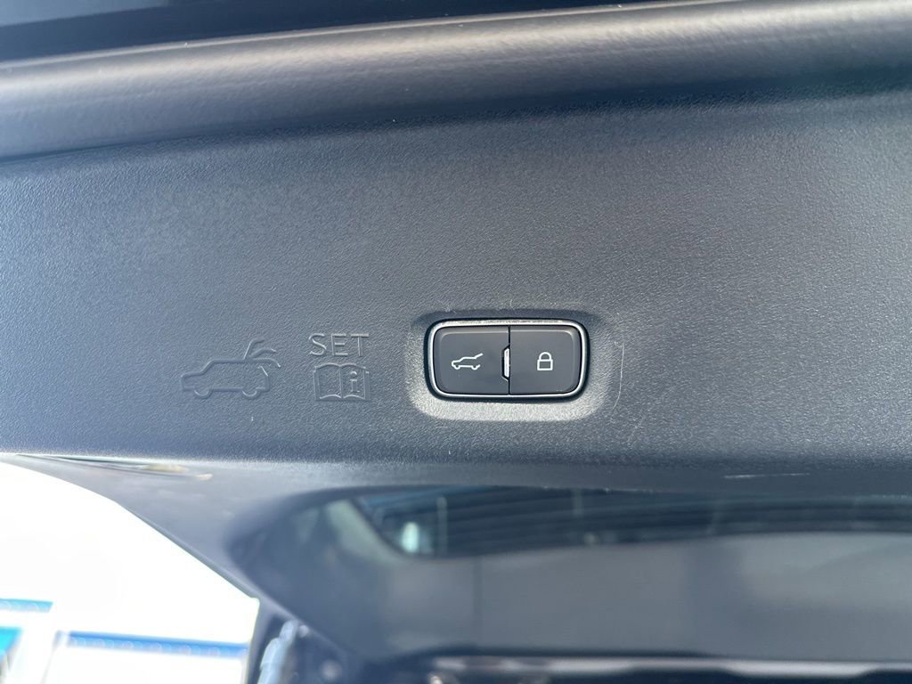 Used 2025 Ford Expedition Max Active image 13