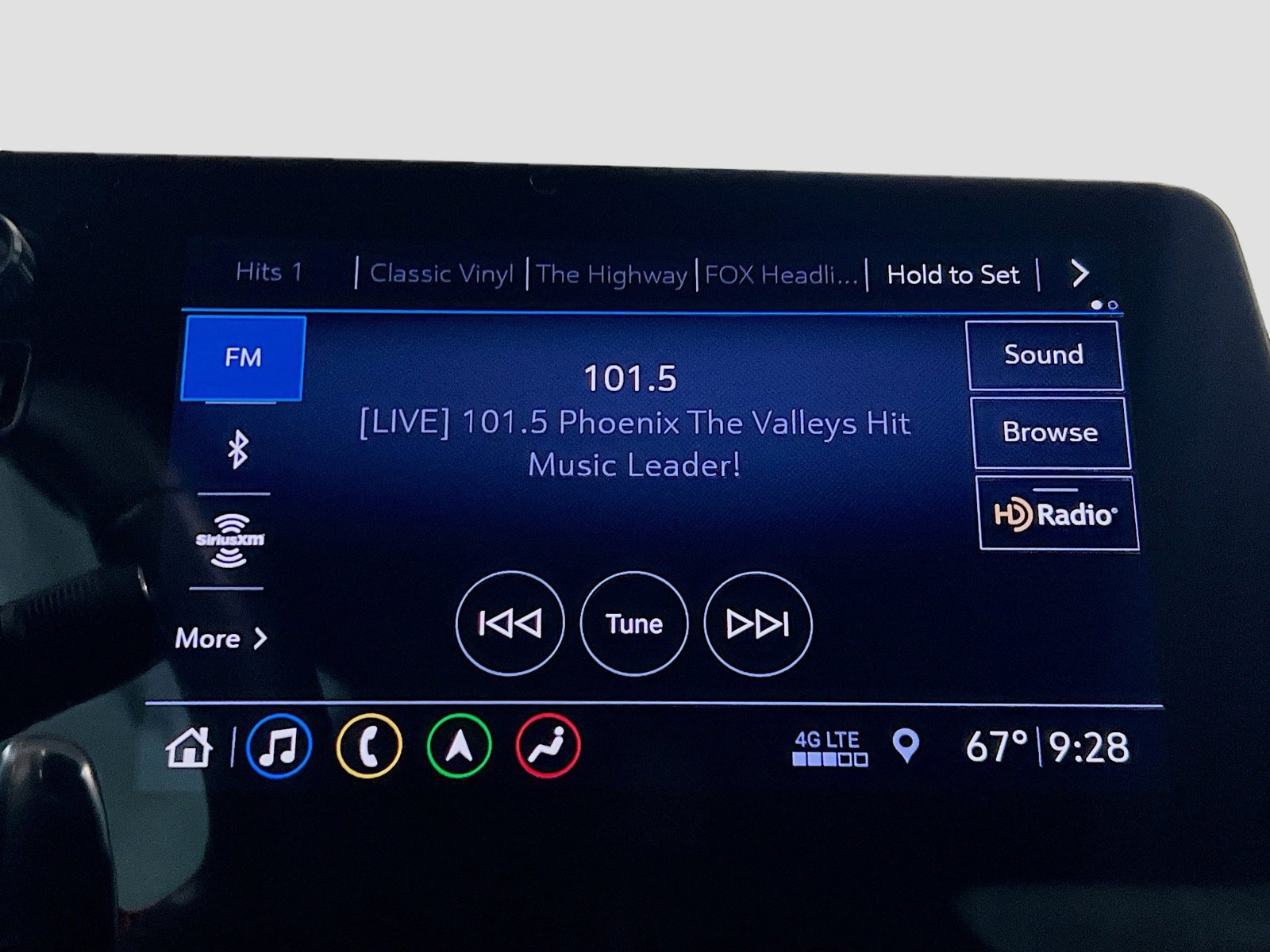 Used 2020 Chevrolet Corvette Stingray Premium Cpe w/ 3LT Preferred Equipment Group RWD image 11