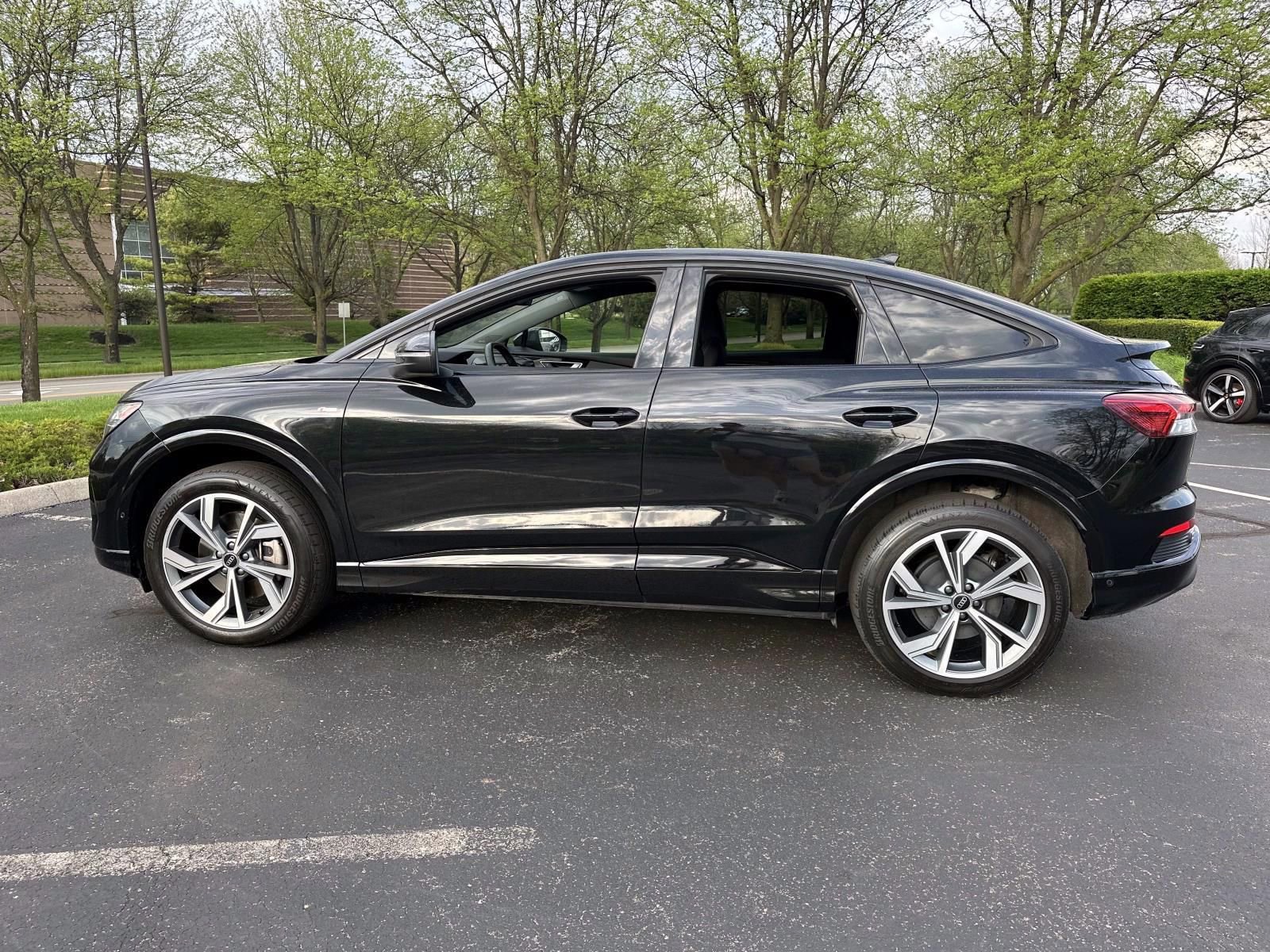 Used 2023 Audi Q4 e-tron Premium Plus w/ Premium Plus AWD/4WD image 8