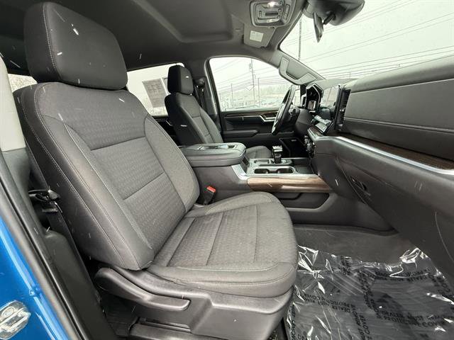 Used 2022 Chevrolet Silverado 1500 LT Trail Boss w/ Convenience Package II image 25