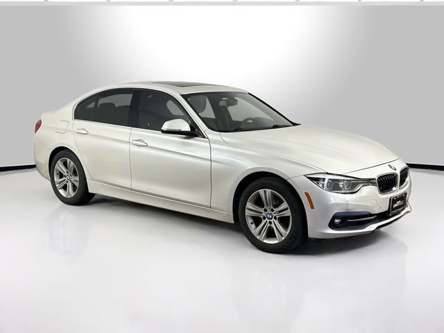 Used 2017 BMW 330i xDrive Sedan image 4