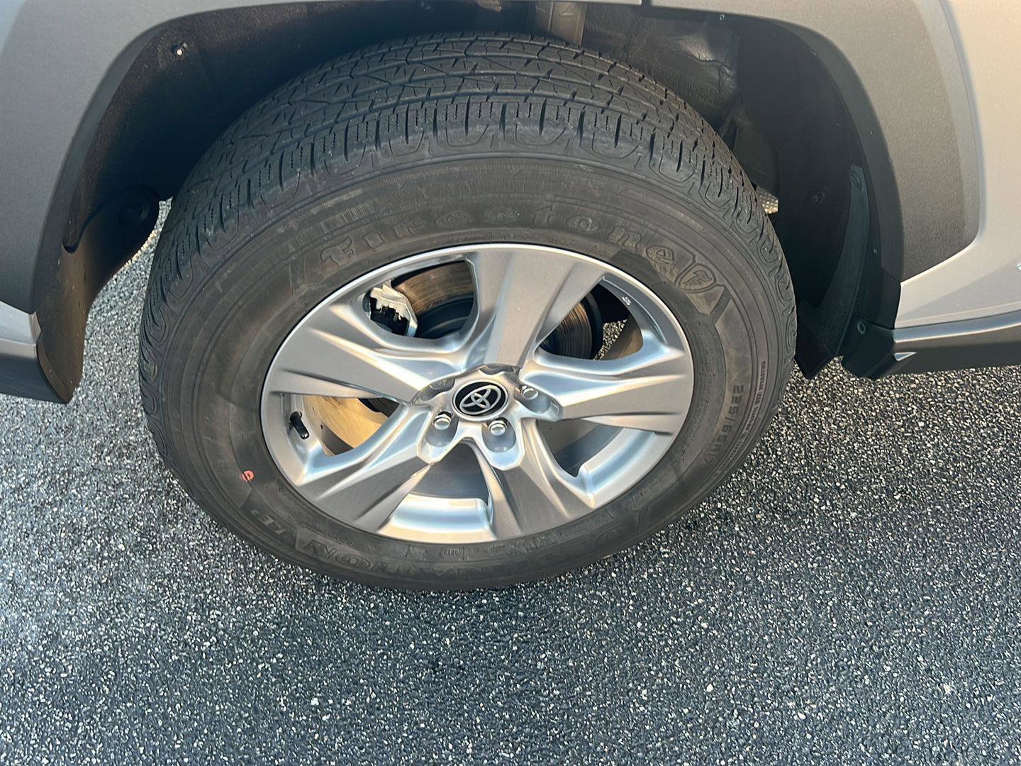 Certified 2022 Toyota RAV4 XLE image 34