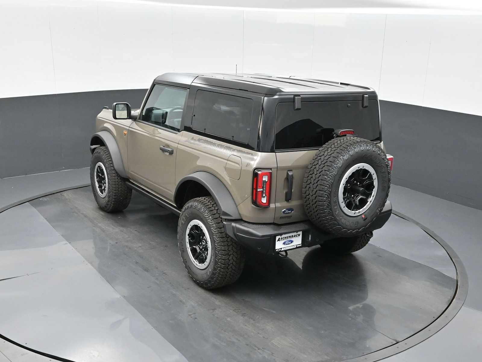 New 2025 Ford Bronco Badlands w/ Sasquatch Package image 14