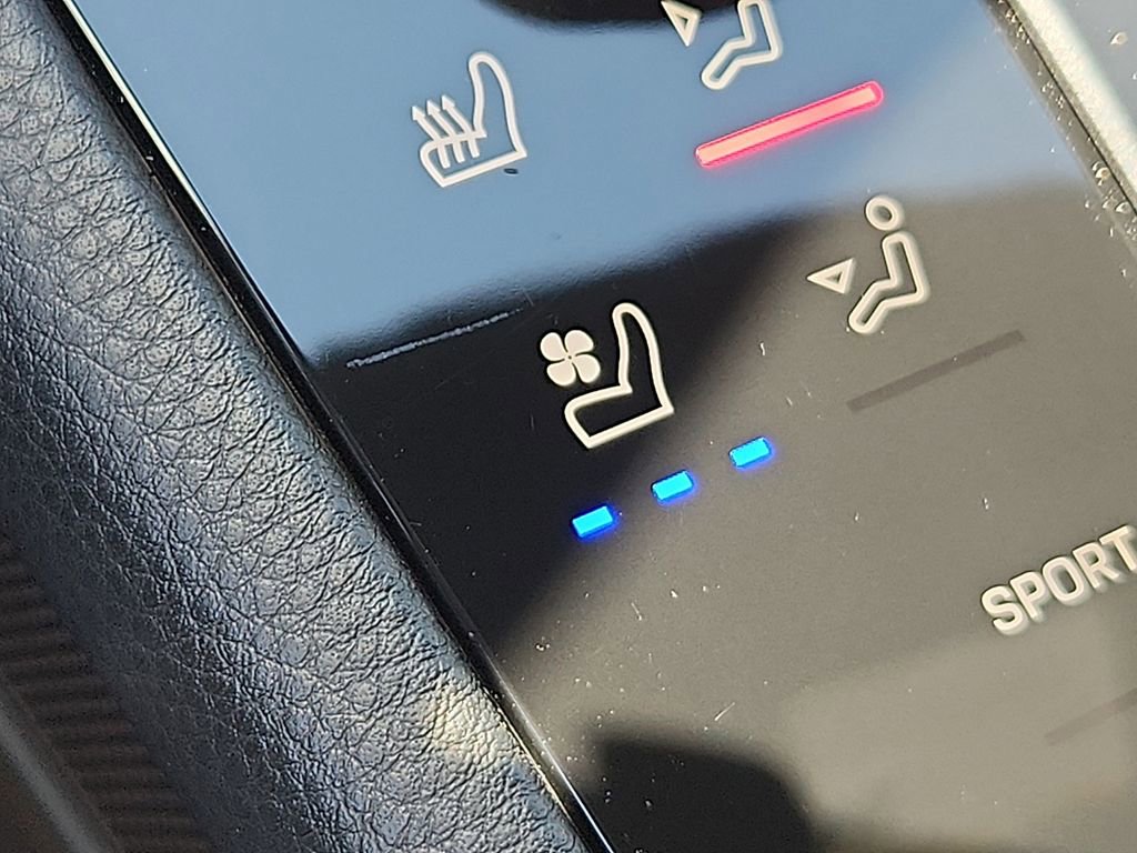 Used 2024 Porsche Macan S image 24