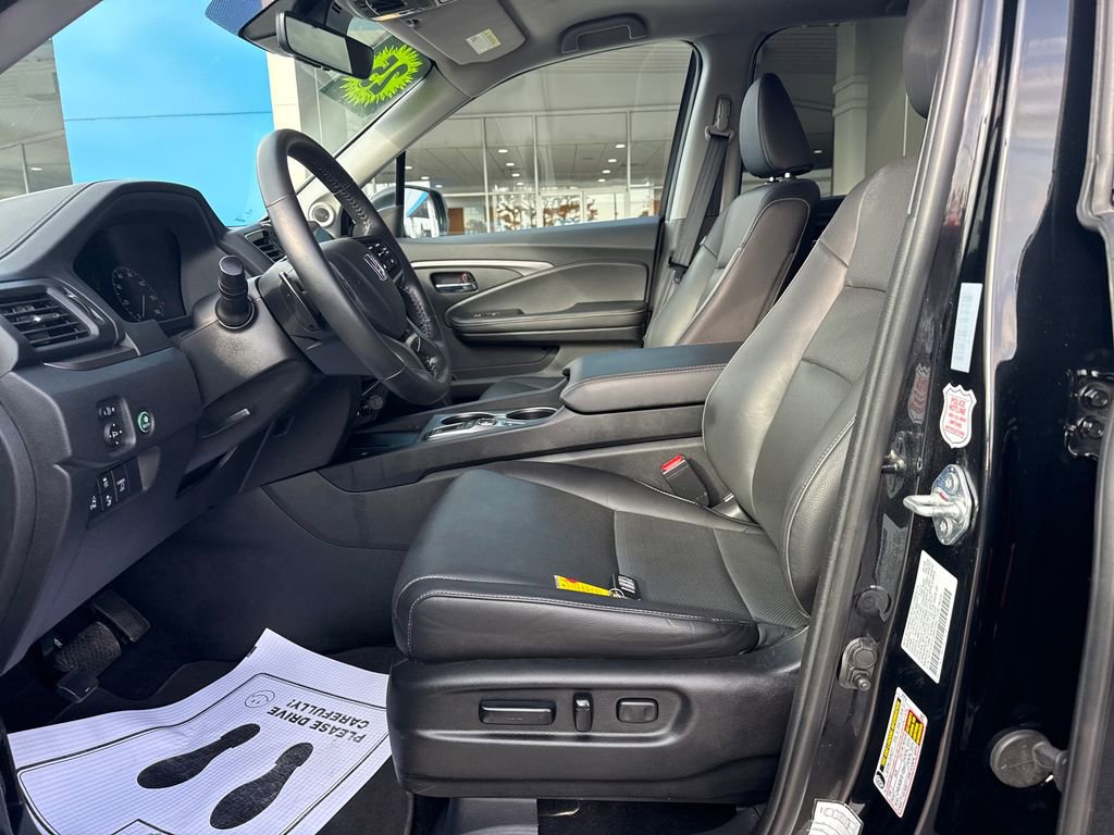 Used 2025 Honda Ridgeline RTL image 11
