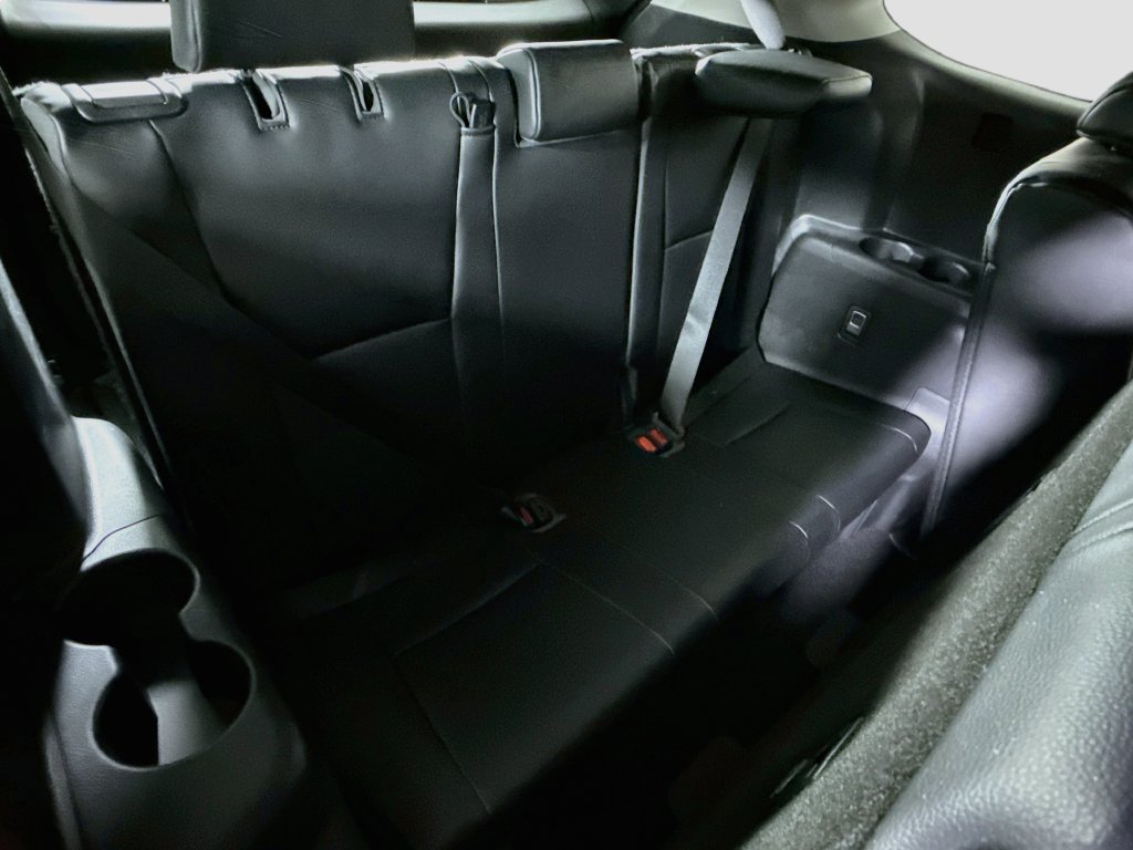 Certified 2022 Toyota Highlander XLE AWD/4WD image 32