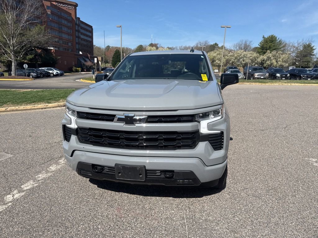 Used 2024 Chevrolet Silverado 1500 RST image 2