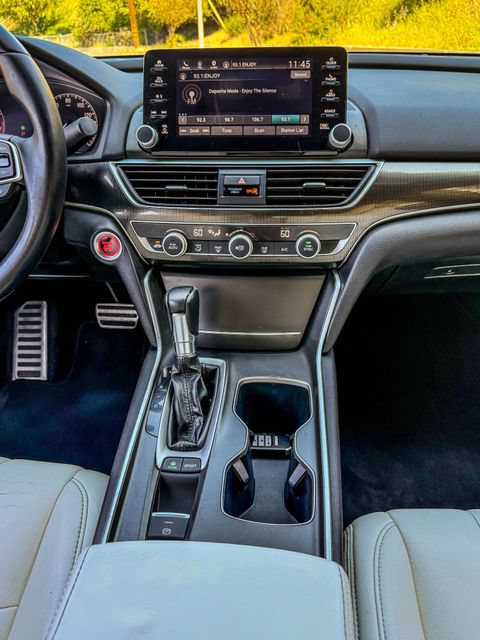 Used 2020 Honda Accord Sport image 32