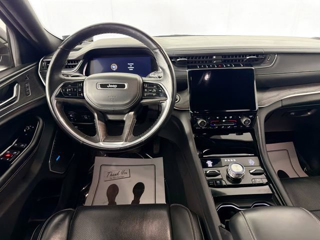 Used 2022 Jeep Grand Cherokee L Overland w/ Luxury Tech Group IV AWD/4WD image 23