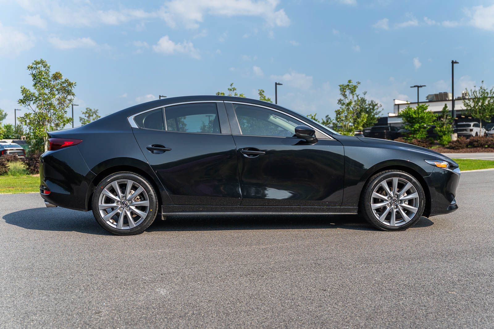 Used 2025 MAZDA MAZDA3 s FWD image 9
