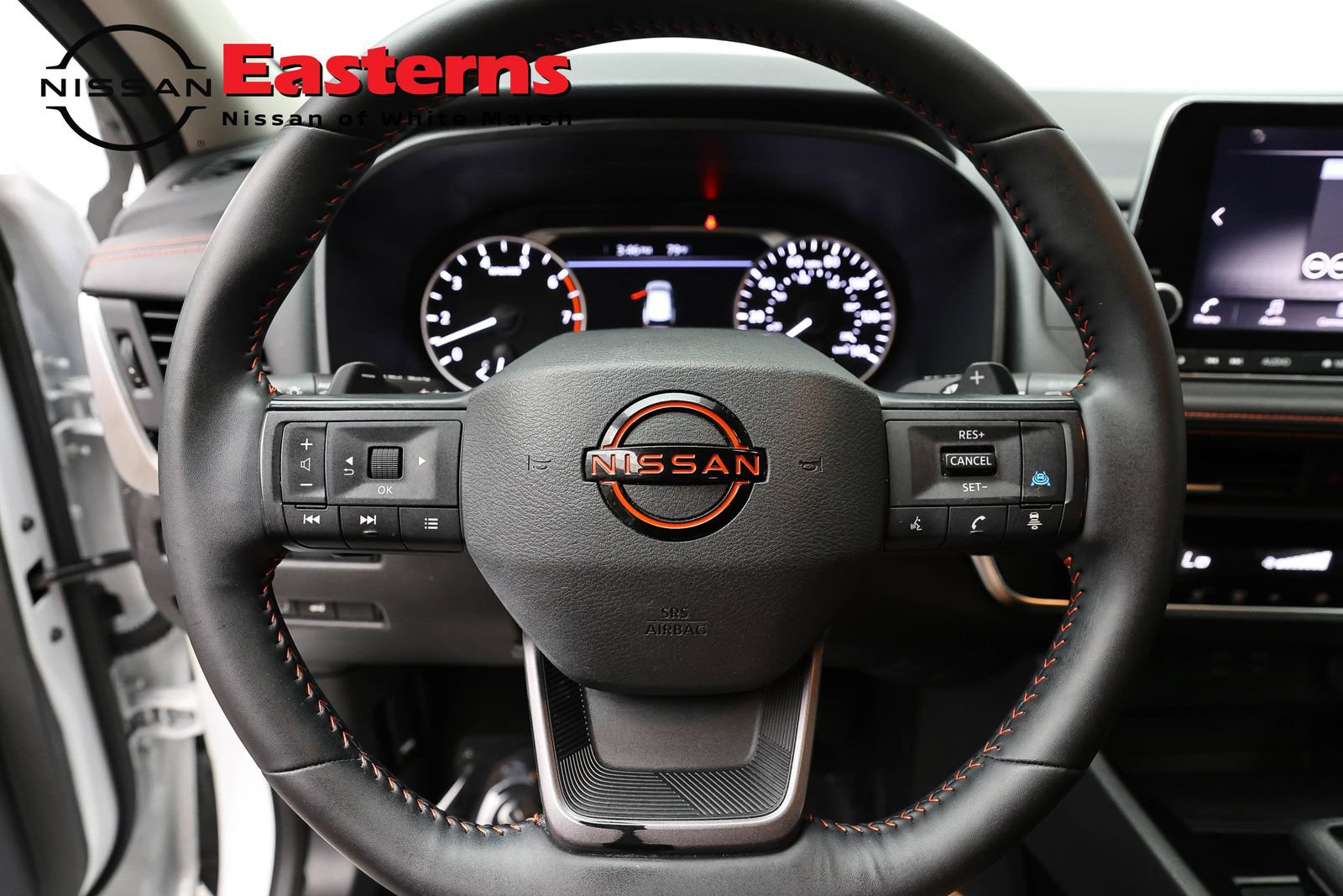 Used 2025 Nissan Rogue SV AWD/4WD image 10