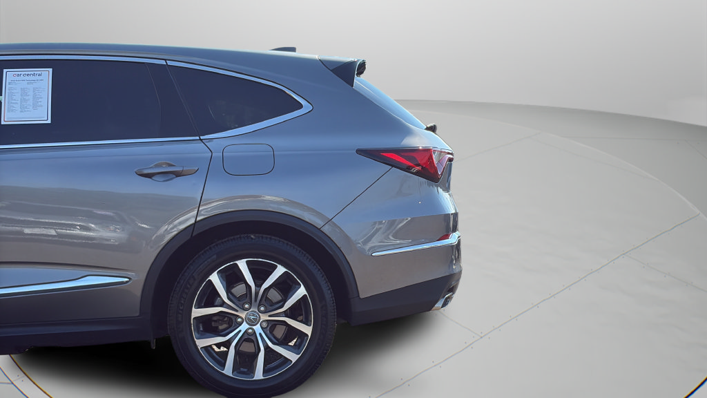 Used 2023 Acura MDX w/ Technology Package AWD/4WD image 2