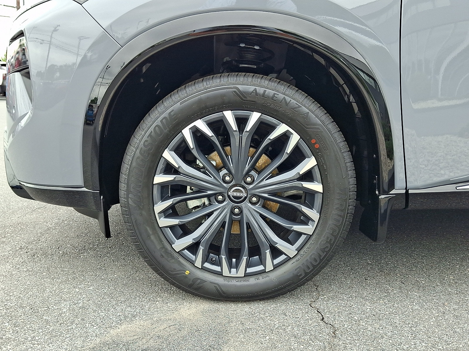 New 2026 Nissan Rogue Platinum w/ Platinum Premium Package AWD/4WD image 4