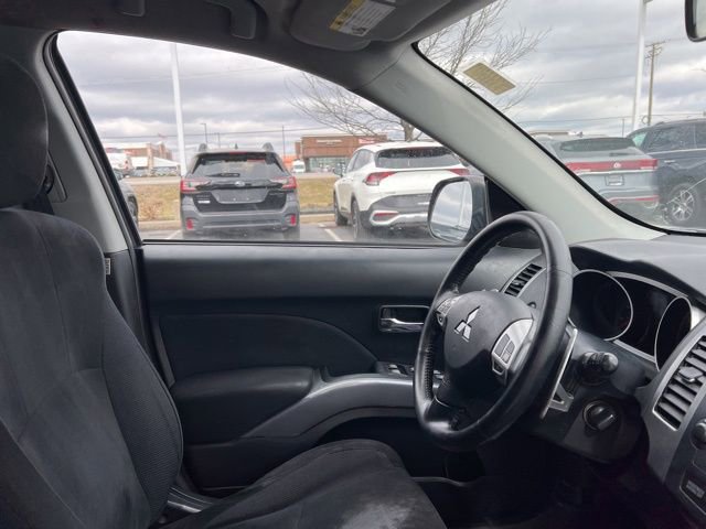 Used 2008 Mitsubishi Outlander XLS image 27