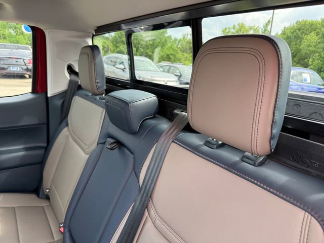 Used 2025 Ford Maverick Lariat w/ 4K Tow Package image 30