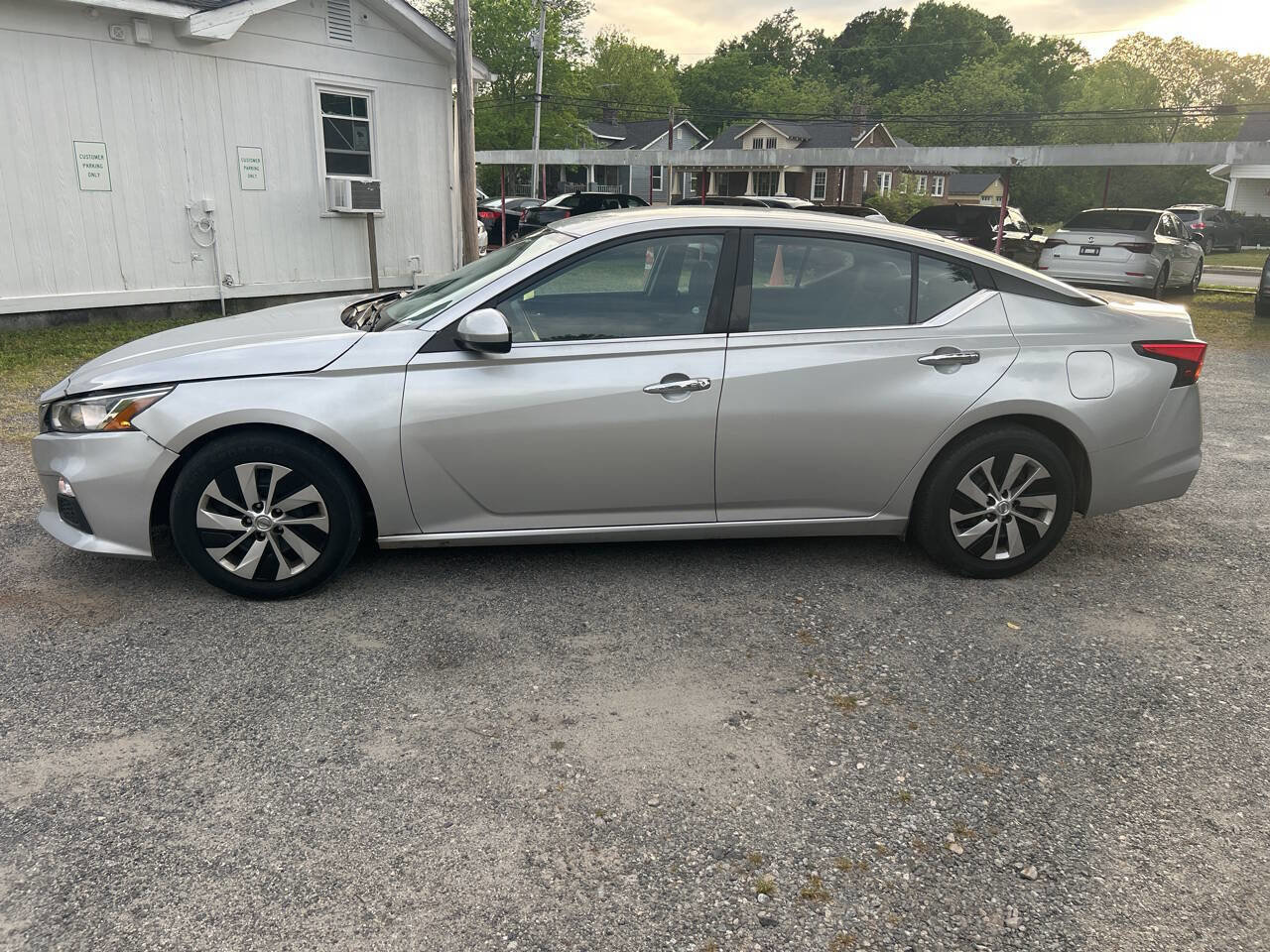 Used 2020 Nissan Altima 2.5 S FWD image 3