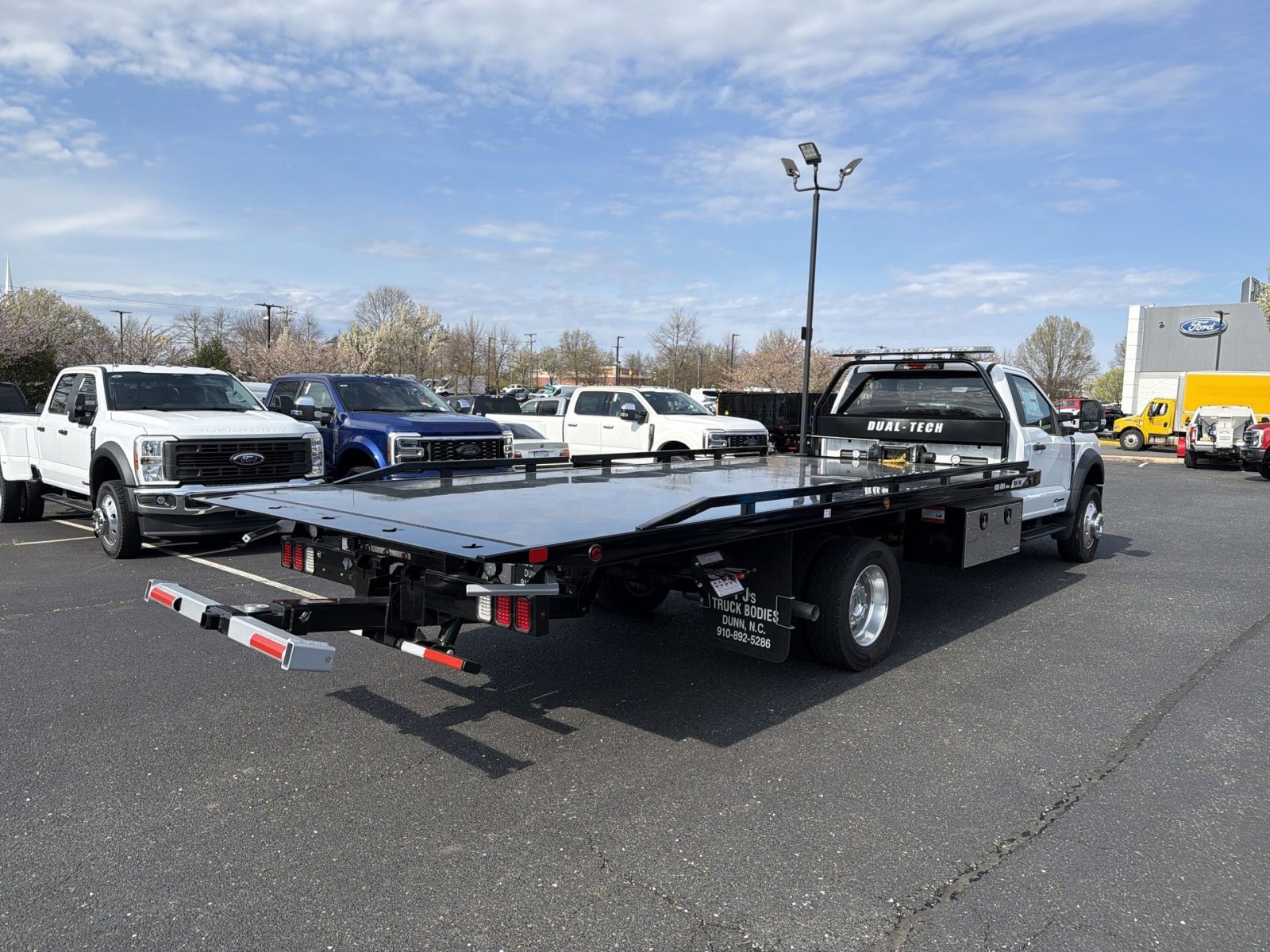 New 2025 Ford F600 4x4 Regular Cab Super Duty w/ XLT Value Package image 7