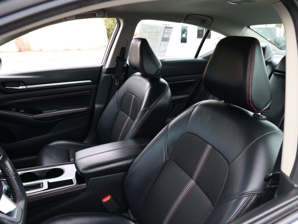 Used 2023 Nissan Altima 2.5 SR image 15