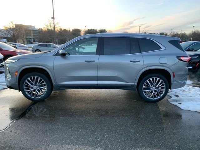 New 2026 Buick Enclave Avenir w/ Super Cruise Package FWD image 8