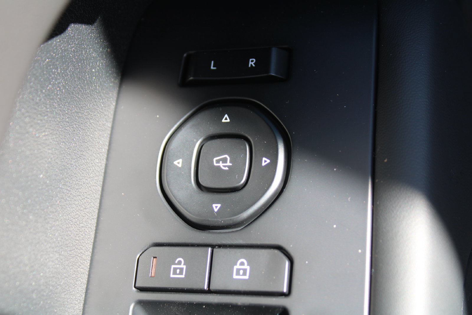 New 2027 Kia Telluride EX FWD image 22