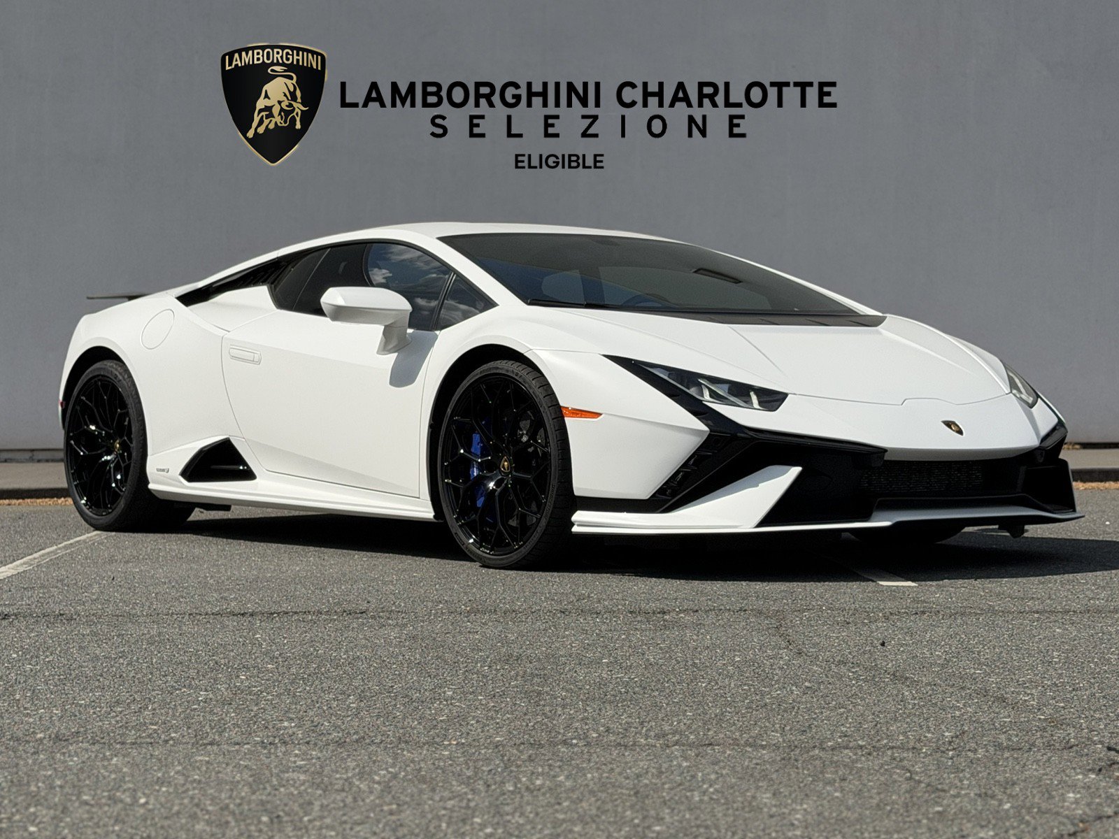 Used 2024 Lamborghini Huracan Tecnica image 1
