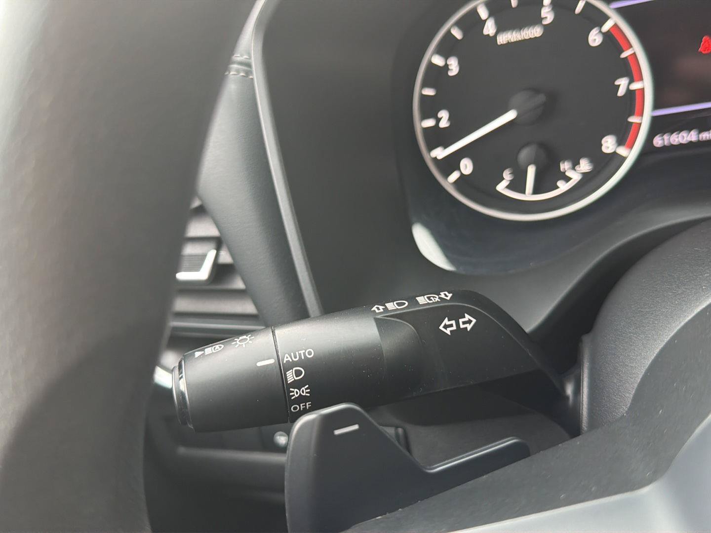 Used 2024 Nissan Rogue SV AWD/4WD image 22