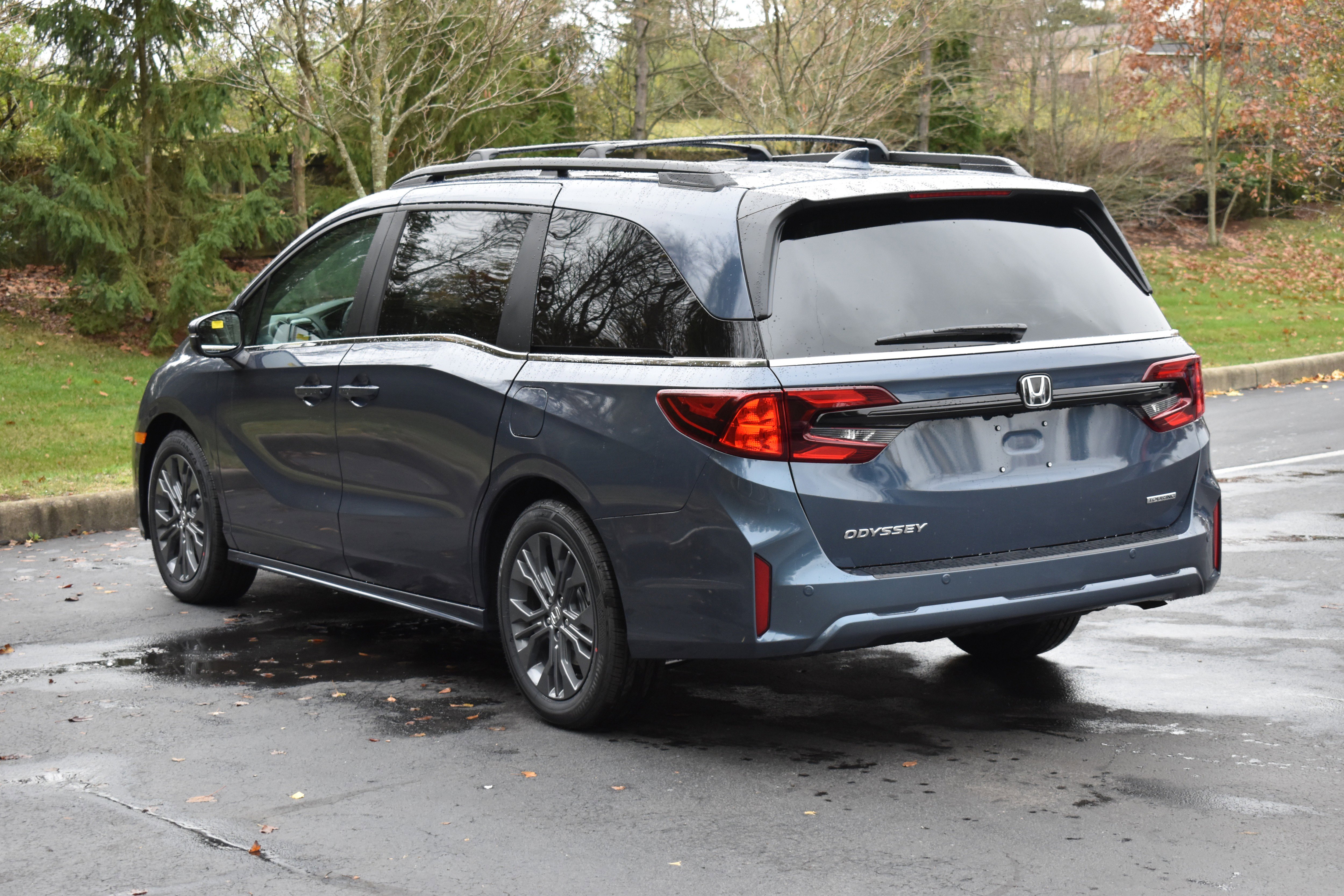 New 2026 Honda Odyssey Touring image 5