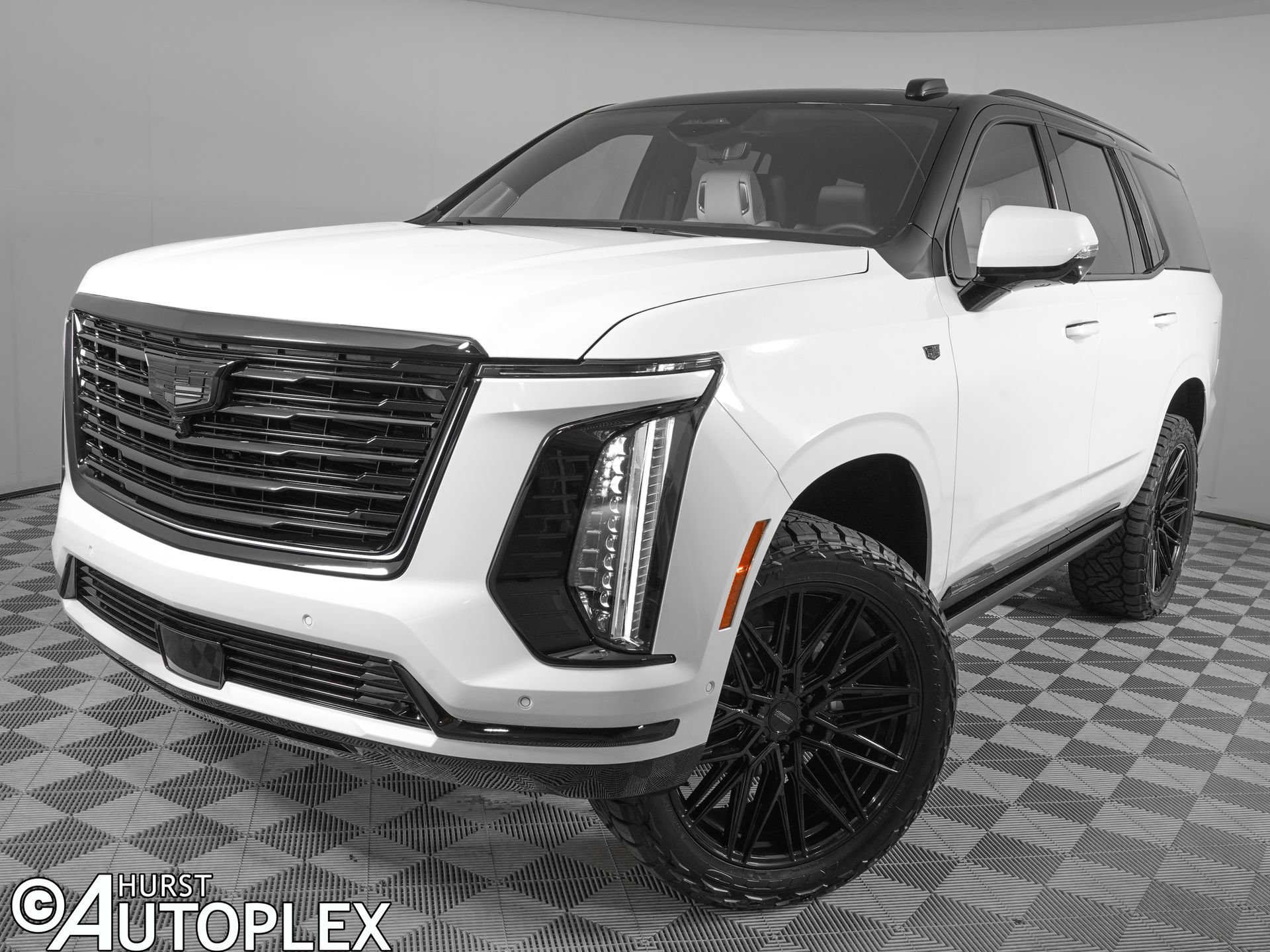 Used 2026 Cadillac Escalade Platinum Luxury w/ LPO, Floor Liner Package AWD/4WD image 1