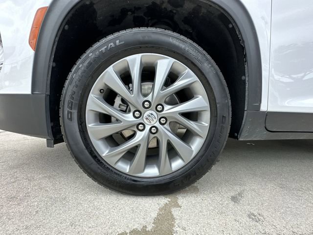 Used 2025 Buick Enclave Preferred FWD image 18