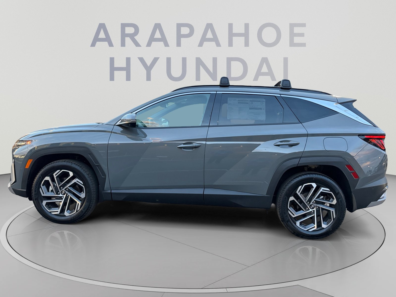 Used 2026 Hyundai Tucson Limited AWD/4WD image 2