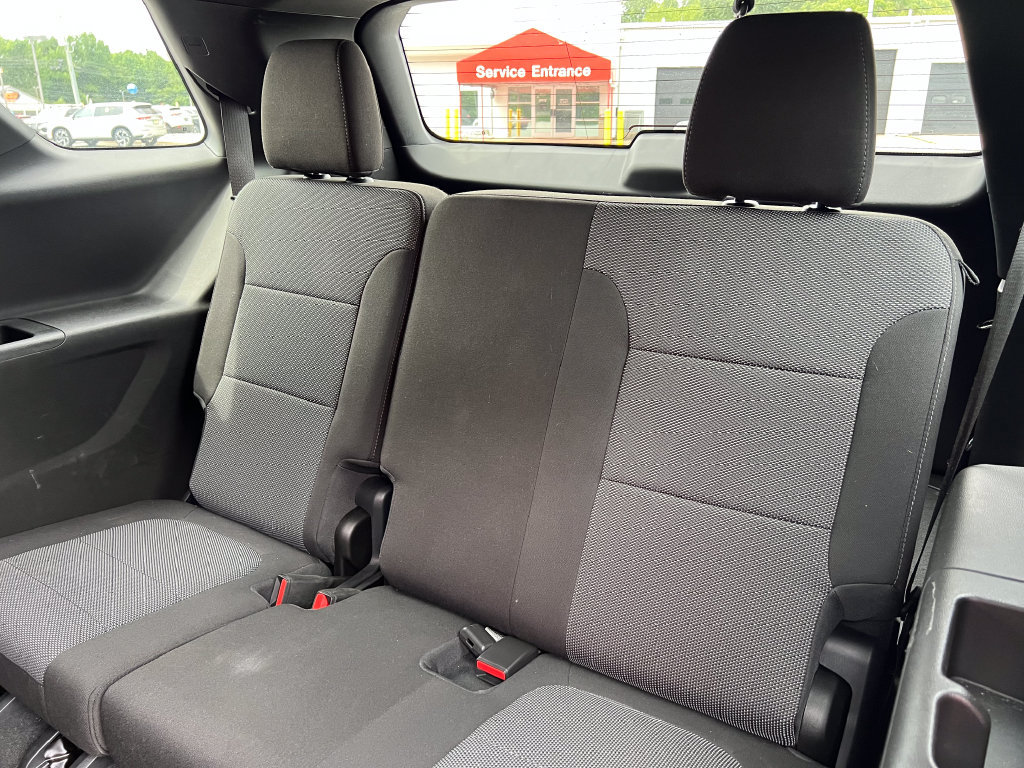 Used 2023 Chevrolet Traverse LT AWD/4WD image 29