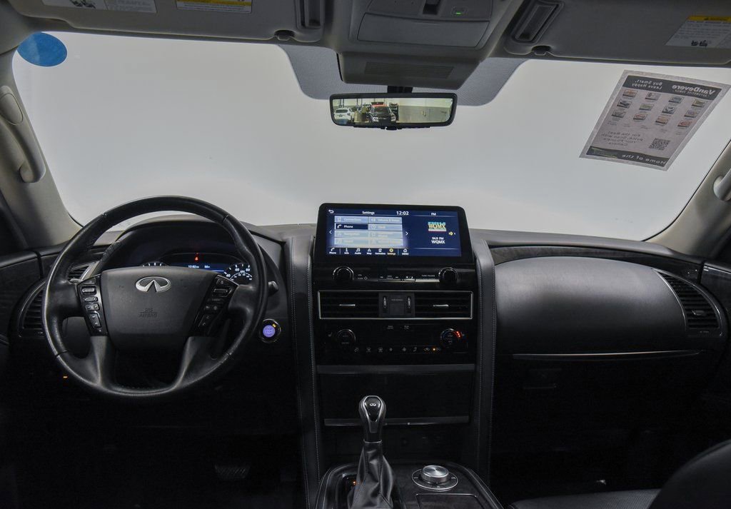 Used 2024 INFINITI QX80 Luxe image 32