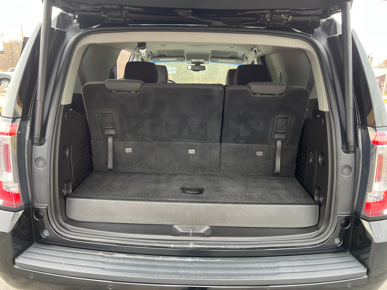 Used 2017 GMC Yukon SLE w/ SLE Value Package image 42