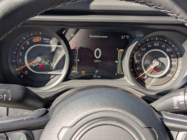 New 2026 Jeep Wrangler Unlimited Rubicon w/ Technology Group image 15