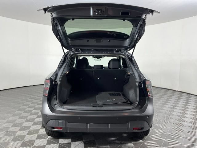 Used 2026 Nissan Kicks SV FWD image 44