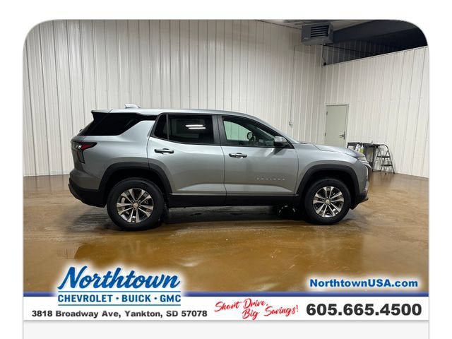 New 2026 Chevrolet Equinox LT w/ Convenience Package II AWD/4WD image 6
