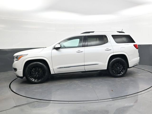 Used 2017 GMC Acadia Denali w/ Technology Package image 8