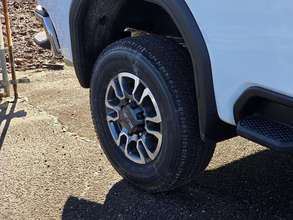 New 2026 GMC Sierra 2500 SLT image 14