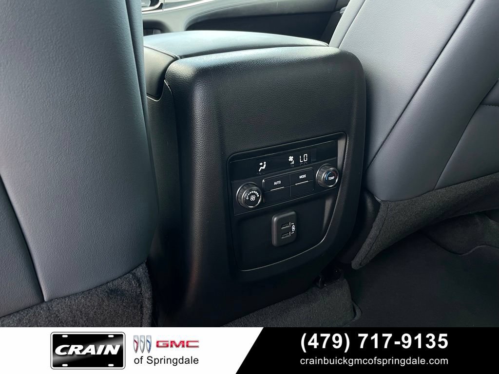 Used 2024 Buick Enclave Essence FWD image 27