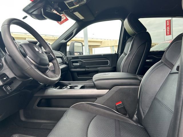 Used 2025 RAM 3500 Laramie AWD/4WD image 37