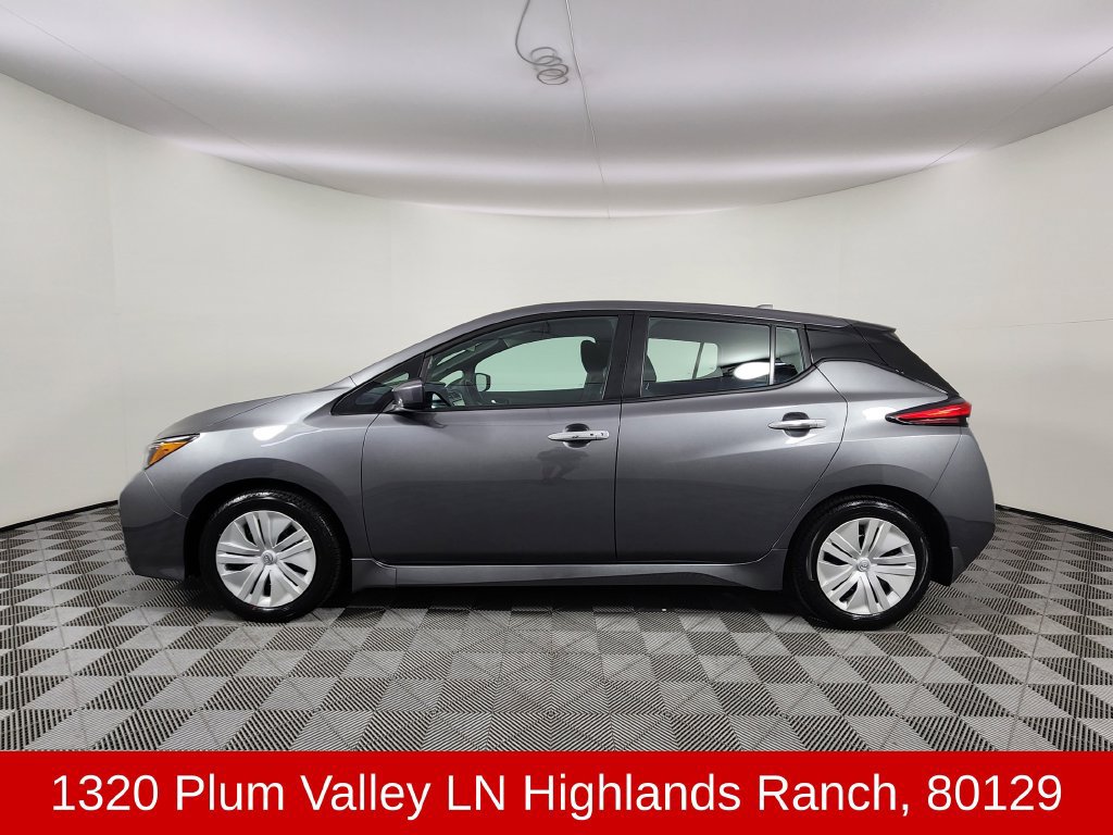 Used 2025 Nissan Leaf S FWD image 2