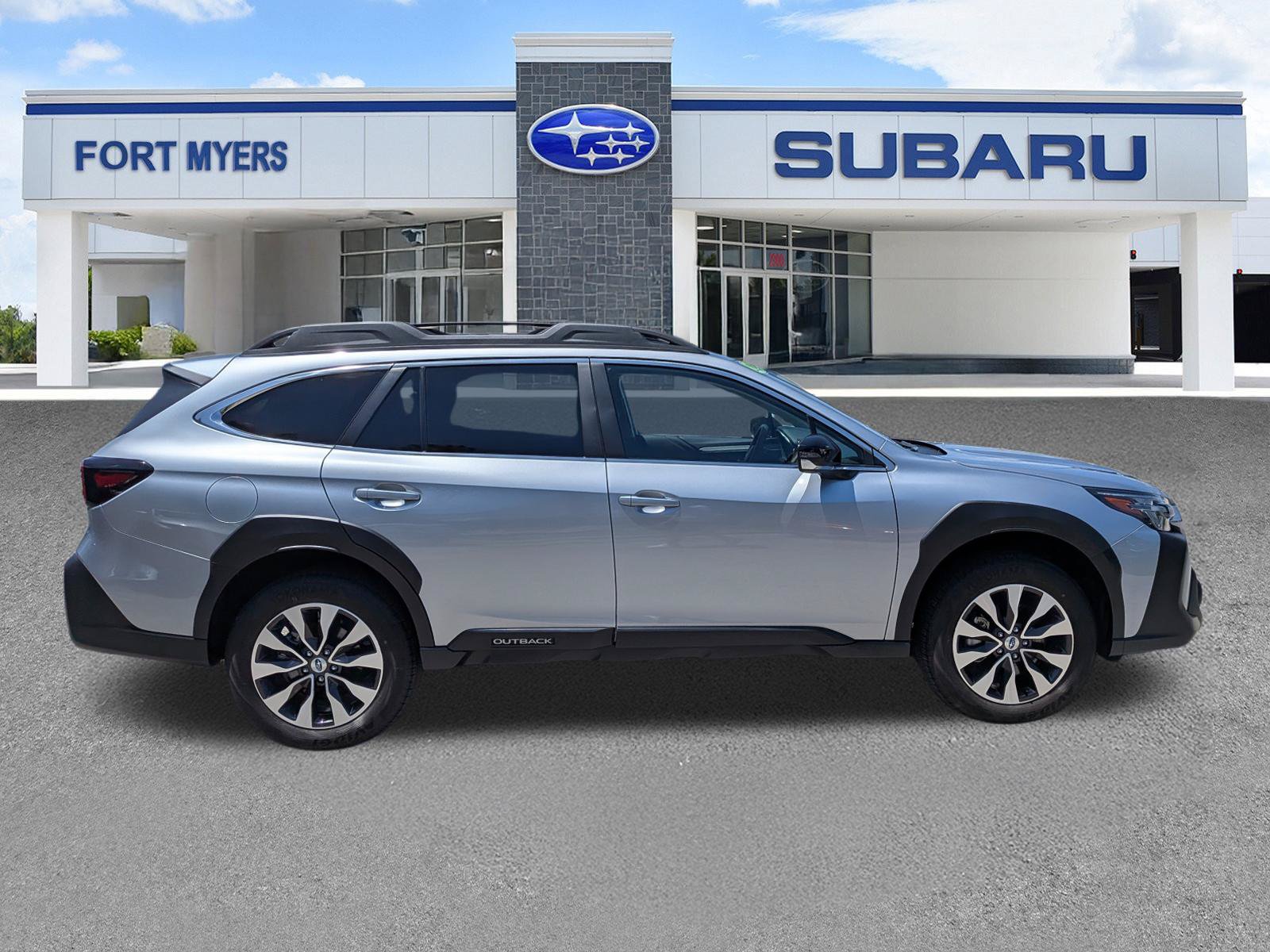 Certified 2025 Subaru Outback Limited AWD/4WD image 3