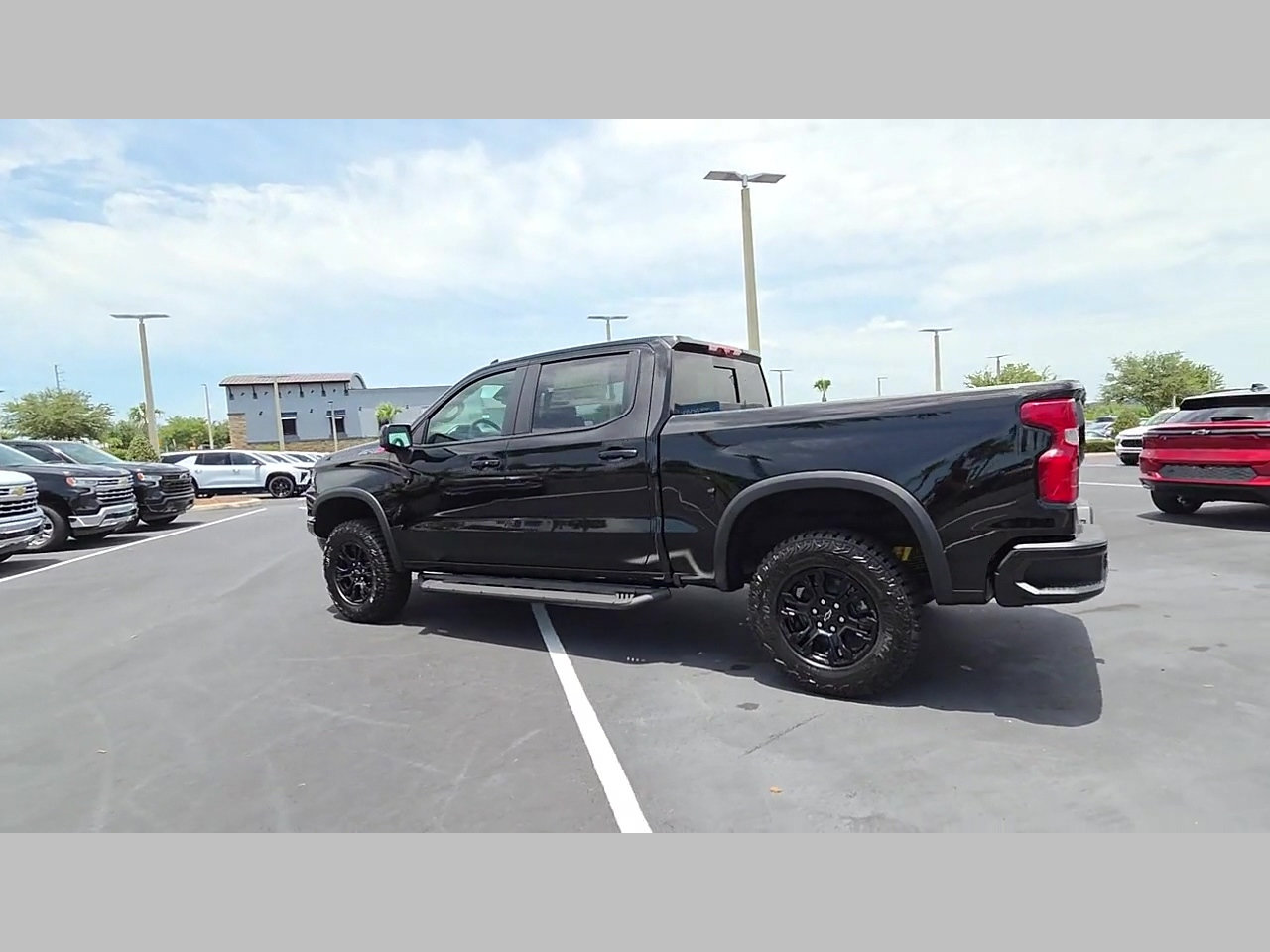 New 2026 Chevrolet Silverado 1500 ZR2 AWD/4WD image 22