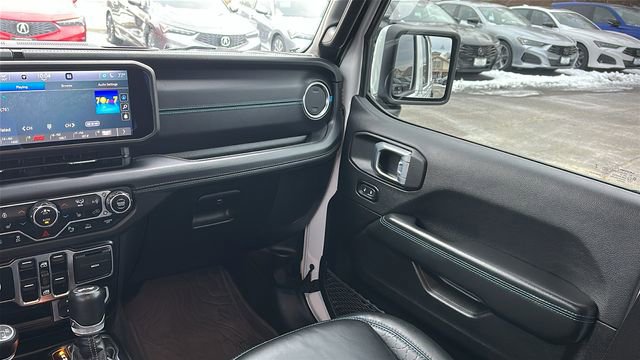 Used 2024 Jeep Wrangler High Altitude image 22